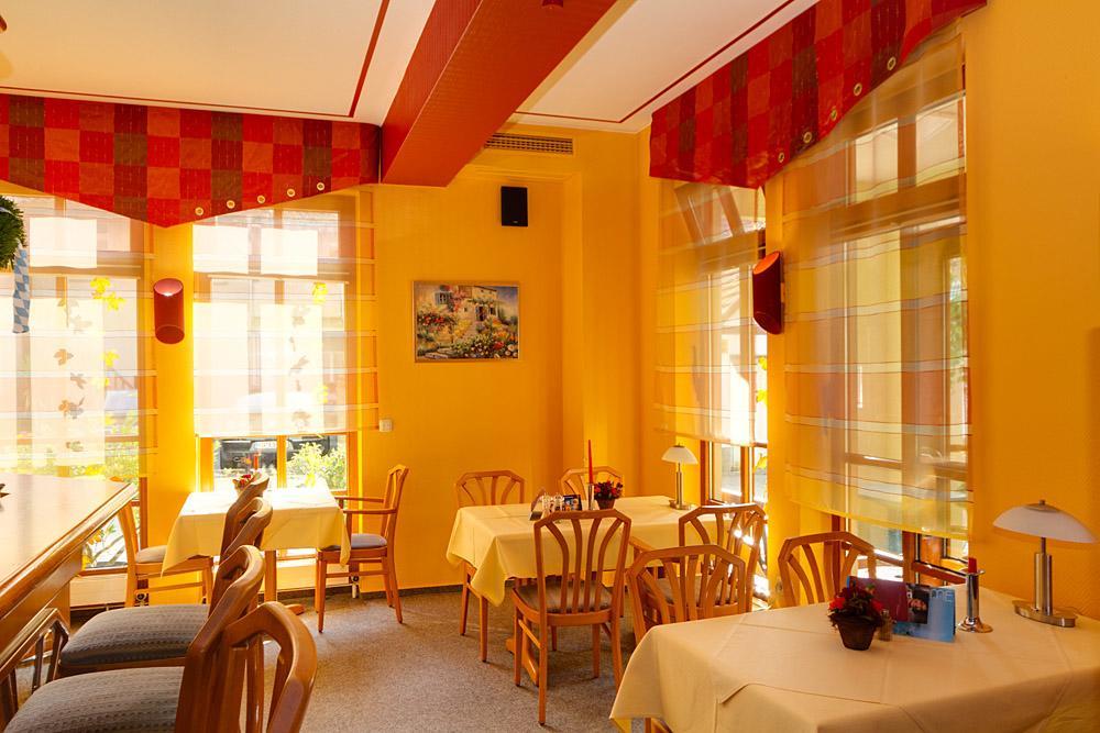Hotel Tilman Munnerstadt Exterior photo